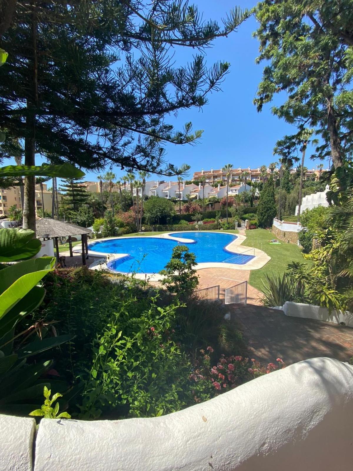 Benalgolf Vista Al Mar - Piscina Y Playa - Cercano A Campo De Golf Benalmádena Extérieur photo